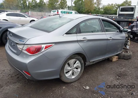 2015 Hyundai Sonata Hybrid из США, поврежденный, VIN KMHEC4A49FA139239